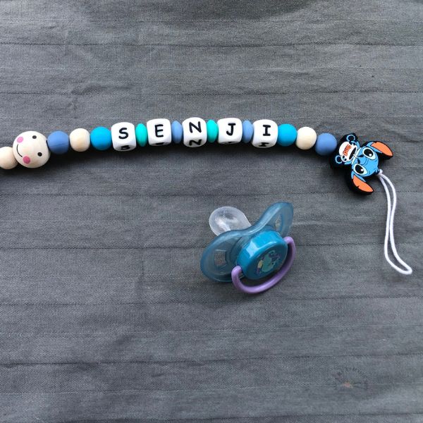 Attache tétine Stitch