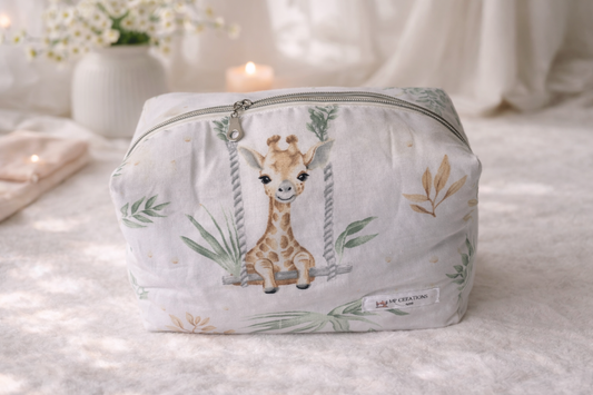 Lot lingettes + panière + trousse de toilette + bavoir bandana Animaux de la Jungle
