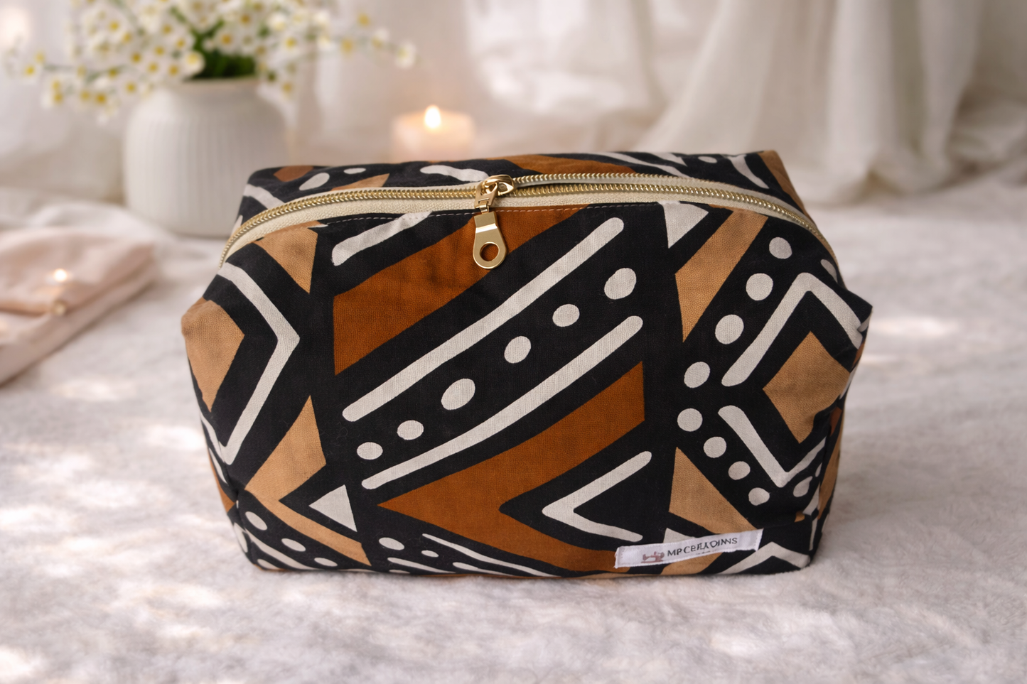 Lot lingettes + panière + trousse de toilette + bavoir bandana Bogolan