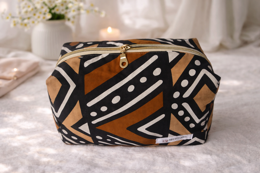 Lot lingettes + panière + trousse de toilette + bavoir bandana Bogolan