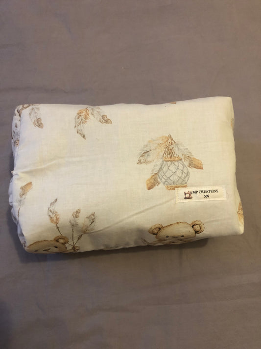 Lot lingettes + panière + trousse de toilette + bavoir bandana Oursons